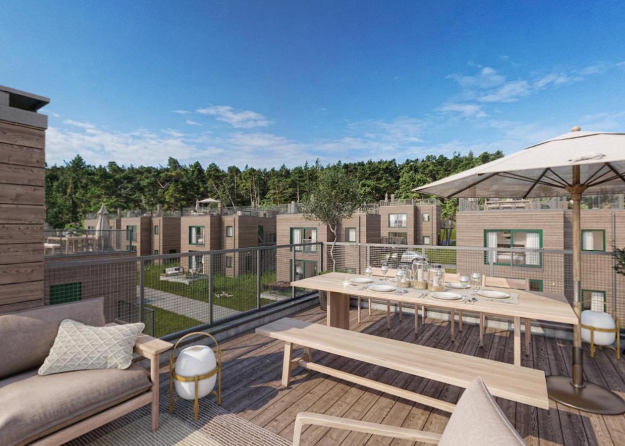 Vaestoes Strand By First Hotels Lärbro Eksteriør billede